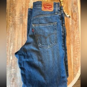 Women’s Levi Jeans
